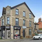 Central And Modern One Bedroom Flat